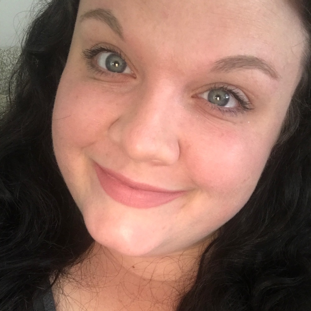 Meet your Posher, Brooke